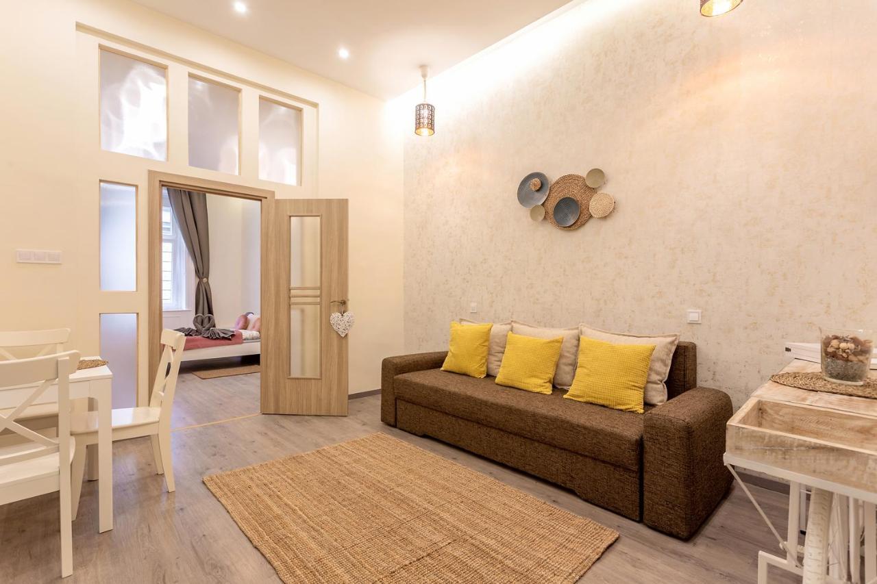 Goldcentral Apartment Comfort Budapeste Exterior foto